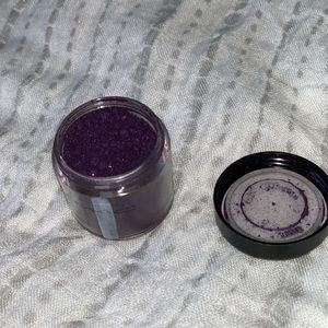 MAC pigment